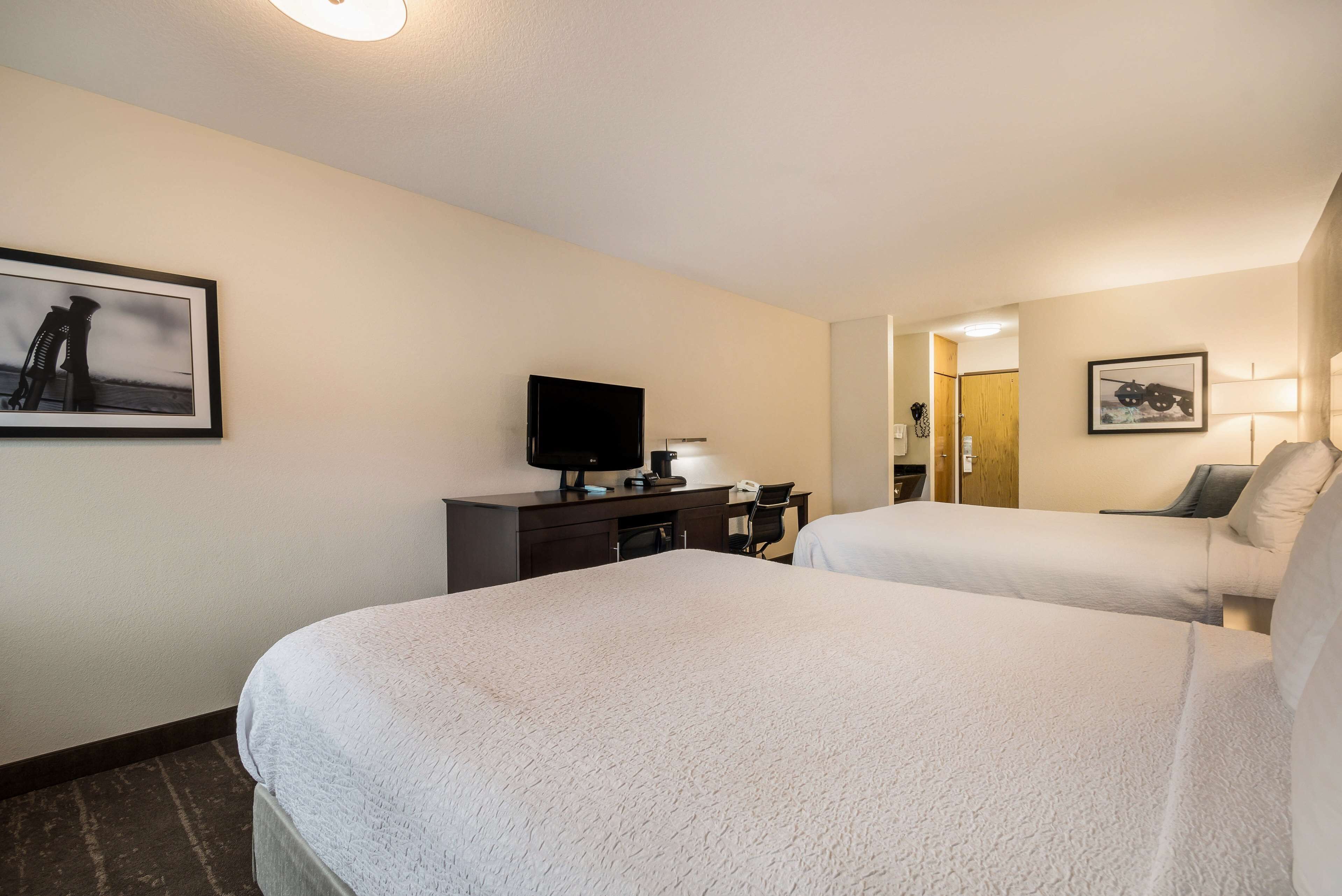 desk, blackout curtains, iron/ironing board, free wifi