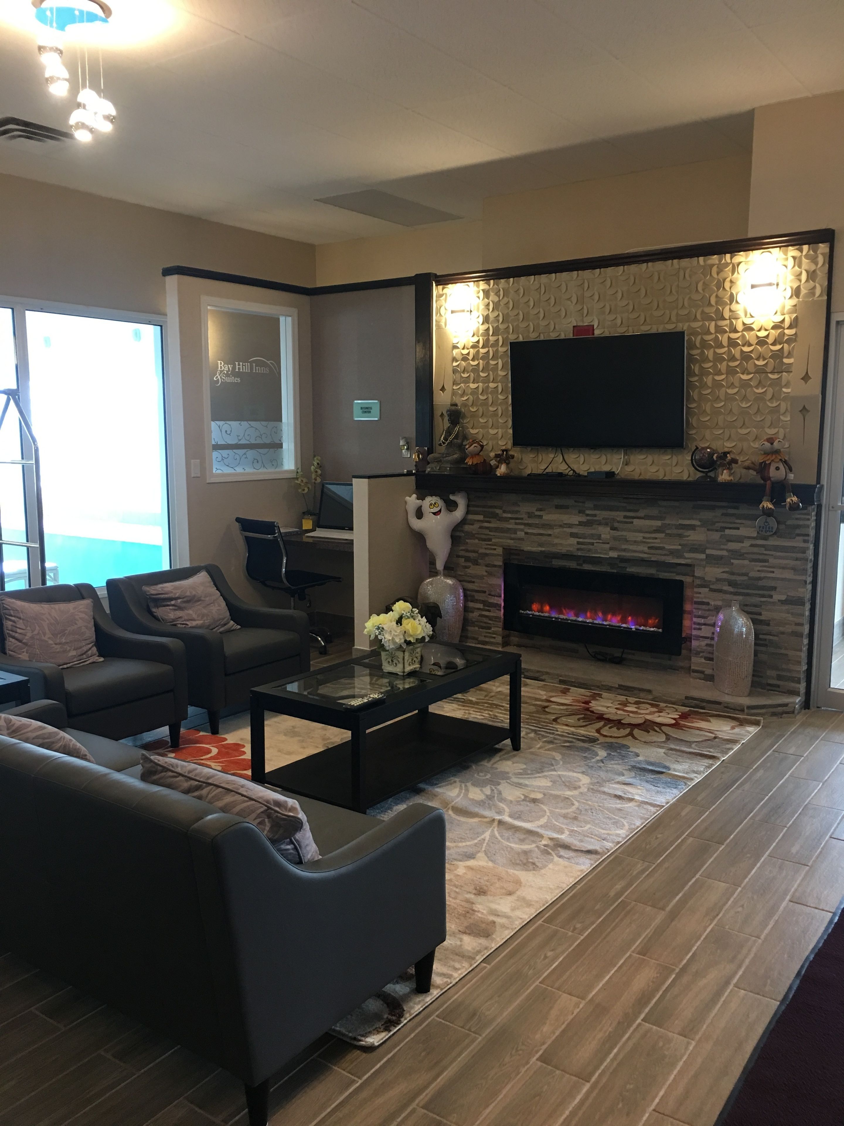 Trung tâm hành chính, văn phòng