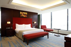 Minibar, in-room safe, blackout drapes, soundproofing - Holiday Inn Riyadh-Olaya by IHG (Riyadh)