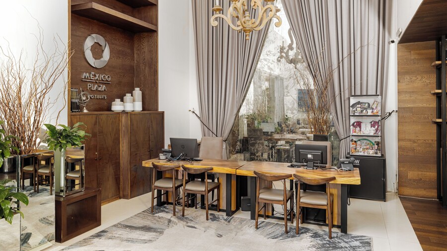 Hotel Suites Mexico Plaza Campestre