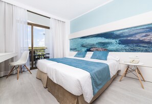 Iron/ironing board, free WiFi - Globales Lord Nelson (Es Migjorn Gran)