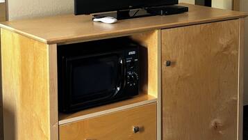 Standard Double Room, 2 Double Beds | In-room safe, desk, iron/ironing board, free WiFi