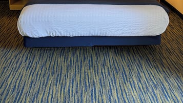 Standard-Suite, 1 King-Bett | Zimmersafe, Schreibtisch, Bügeleisen/Bügelbrett, kostenloses WLAN