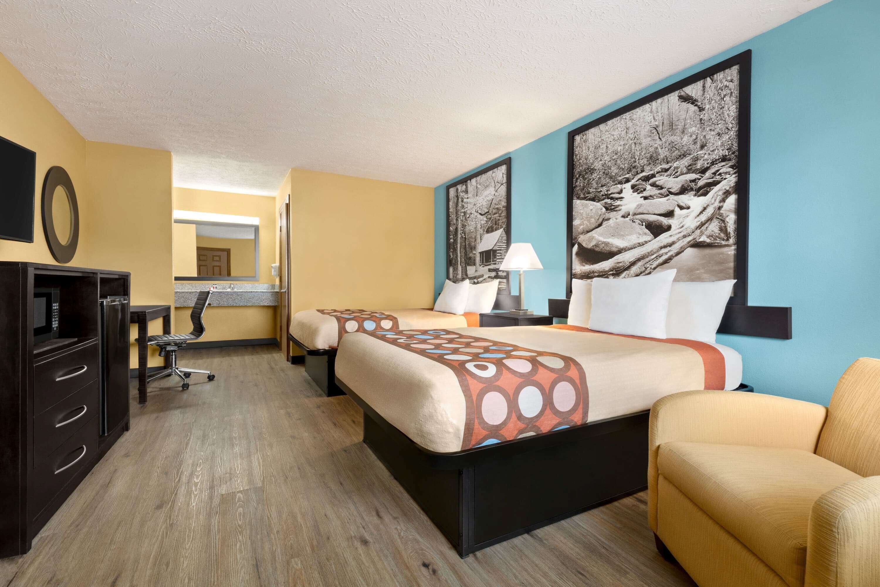 Room, 2 Double Beds, Accessible, Non Smoking (Mobility) | 2 bedrooms, iron/ironing board, cribs (free), rollaway beds (surcharge)