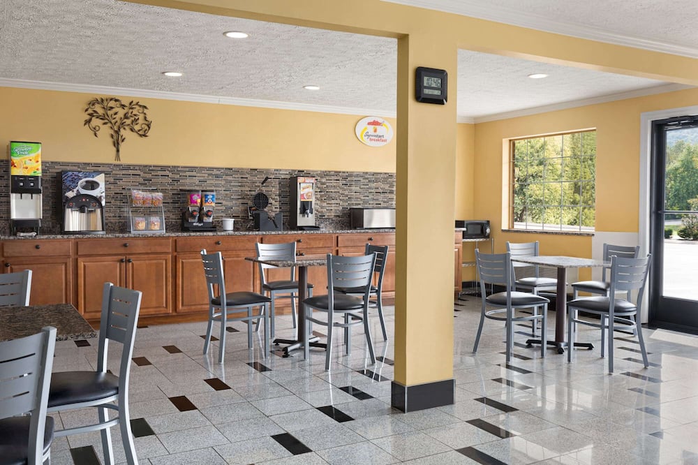 Super 8 by Wyndham Whites Creek/ Nashville NW Area