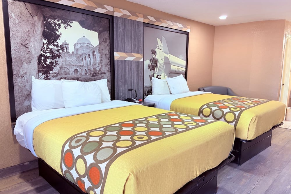 Express Inn & Suites Houston Katy