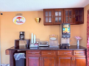 Reception - Express Inn & Suites Houston Katy (Katy)