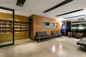 Sala de estar en el lobby