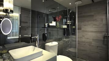 Smart Room | Bathroom | Free toiletries, hair dryer, slippers, towels