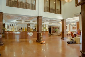 Check-in-/Check-out-Schalter