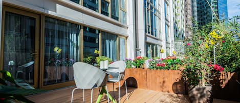 智能房连花园 | 露台