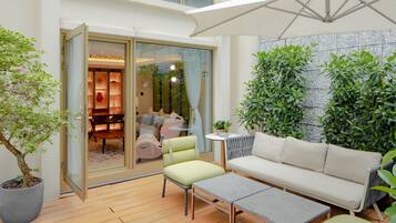 Oasis Suite | Terrace/patio