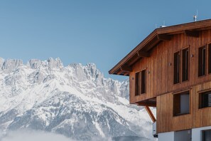 Front of property - Hotel der Bär (Ellmau)