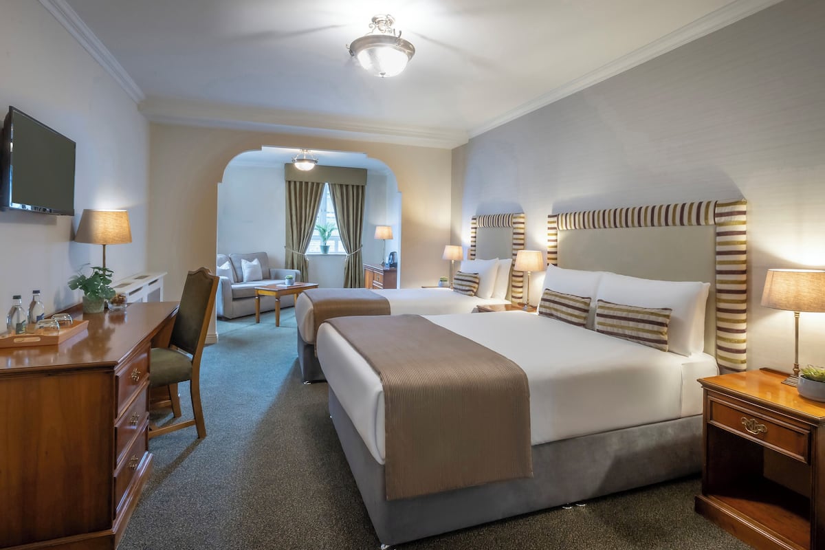 family triple room | 1 bedroom, premium bedding, in-room safe, desk