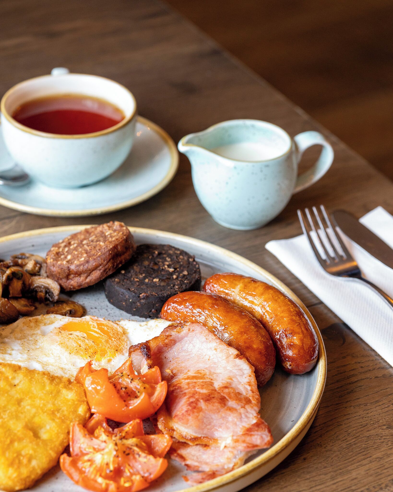 daily full breakfast for a fee