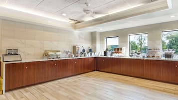 Petit déjeuner à emporter compris tous les jours