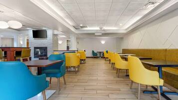 Ilmainen päivittäinen mukaan otettava aamiainen