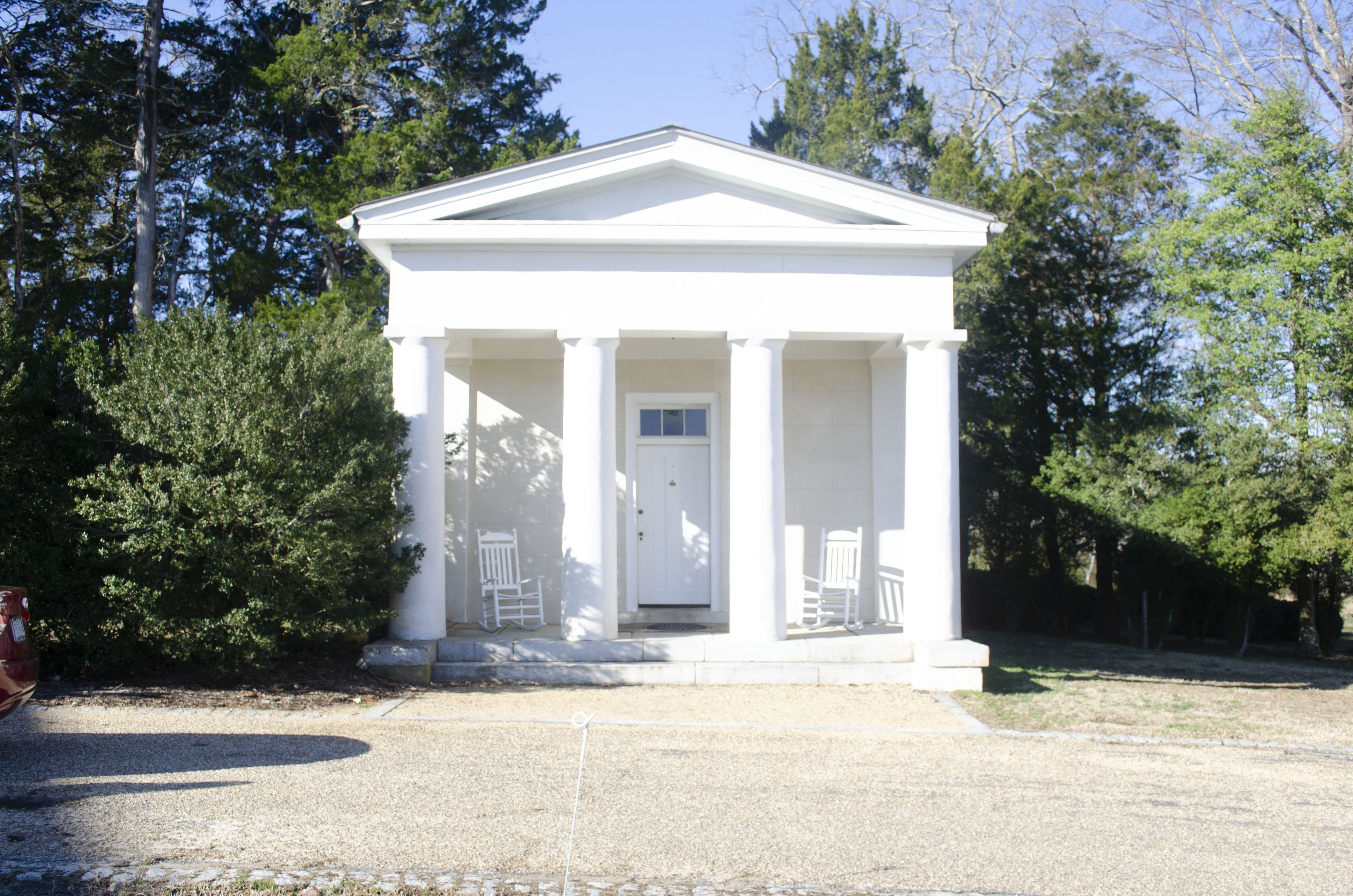 in-room safe, desk, laptop workspace, iron/ironing board