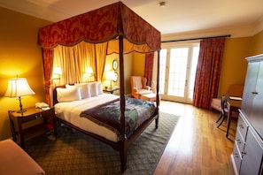 In-room safe, desk, laptop workspace, iron/ironing board