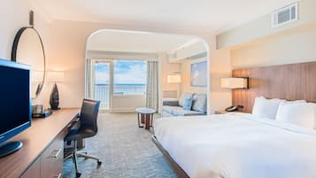 ルーム キングベッド 1 台ソファーベッド付き | セーフティボックス (室内)、デスク、アイロン / アイロン台、ベビーベッド (無料)