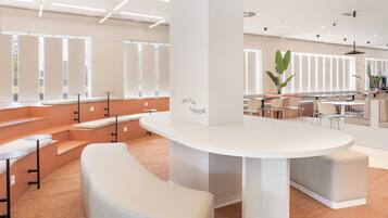 Àrea amb seients del vestíbul