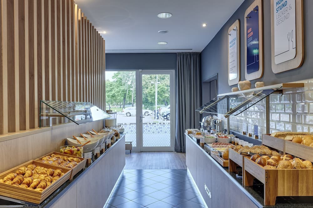 Holiday Inn Express Köln-Mülheim by IHG