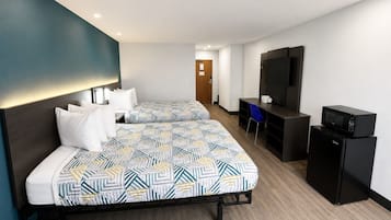 Escritorio, wifi gratis y ropa de cama