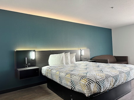 Desk, free WiFi, bed sheets