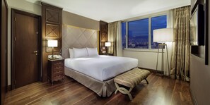 Premium bedding, minibar, in-room safe, desk