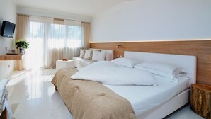 Superior Double Room | Down comforters, in-room safe, WiFi (free) - Hotel Aster (Merano)