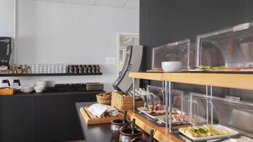 Desayuno buffet incluido los fines de semana