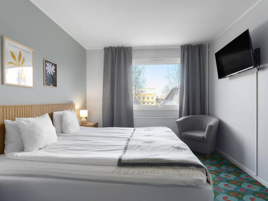 ์คํ ๋ค๋๋ฃธ, ํน์ฌ์ด์ฆ์นจ๋ 1๊ฐ, ๊ธ์ฐ | ํ๋ก์ฐํ ์นจ๋, ์ฑ
์, ์๋ง ์ปคํผ, ๋ฐฉ์ ์ค๋น