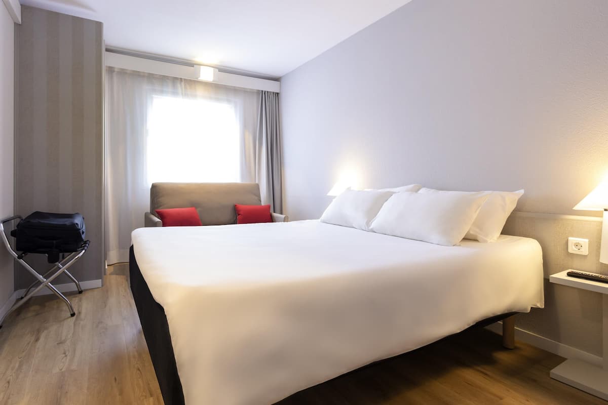 down duvets, individually furnished, desk, laptop workspace