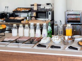 Desayuno buffet (con cargo) los días de semana