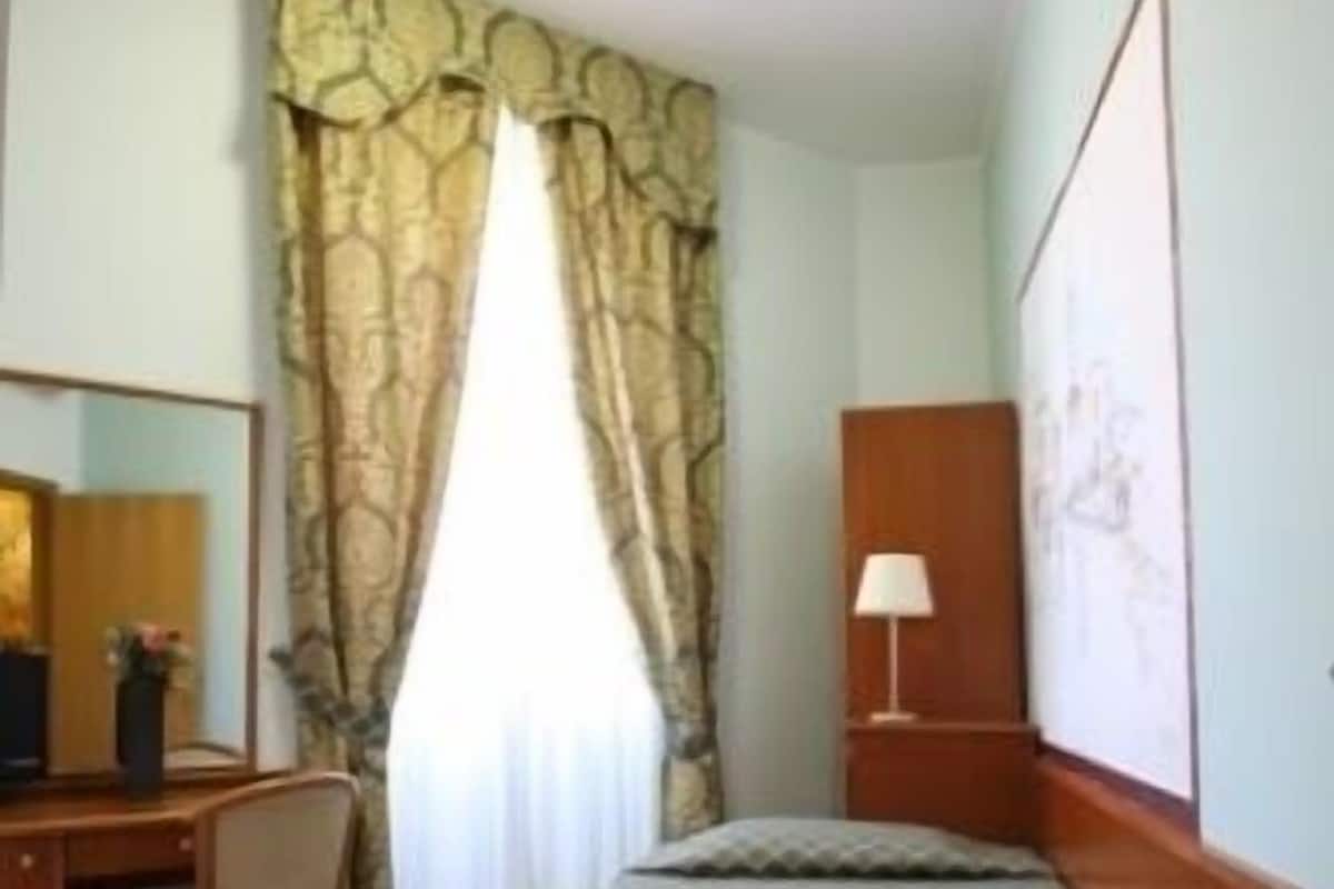 Single Room | In-room safe, desk, blackout drapes, cribs (surcharge)