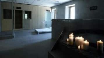 Turkish bath/hammam, body treatments, hydrotherapy, body scrubs