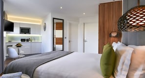 1 quarto, roupas de cama antialérgicas, cofres nos quartos