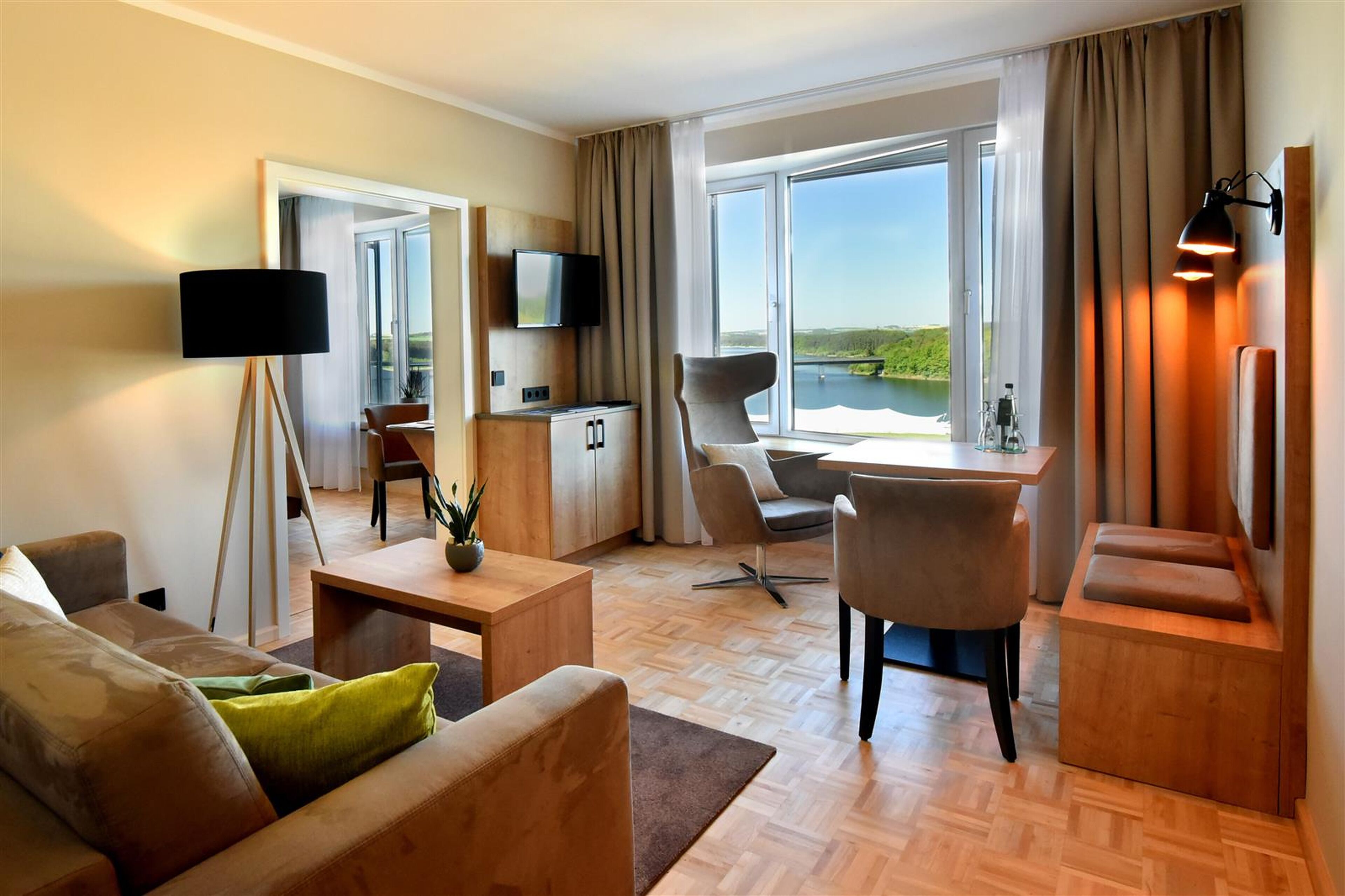 junior suite | premium bedding, minibar, in-room safe, desk
