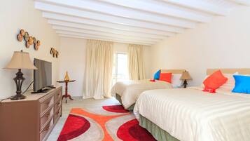 Literie de qualité supérieure, surmatelas, minibar