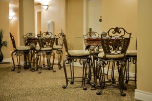Dining - O´Brien Historic Hotel (San Antonio)
