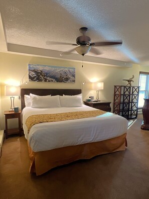 Family Penthouse, Multiple Bedrooms, Mountain View | 1 bedroom, down comforters, in-room safe, individually decorated