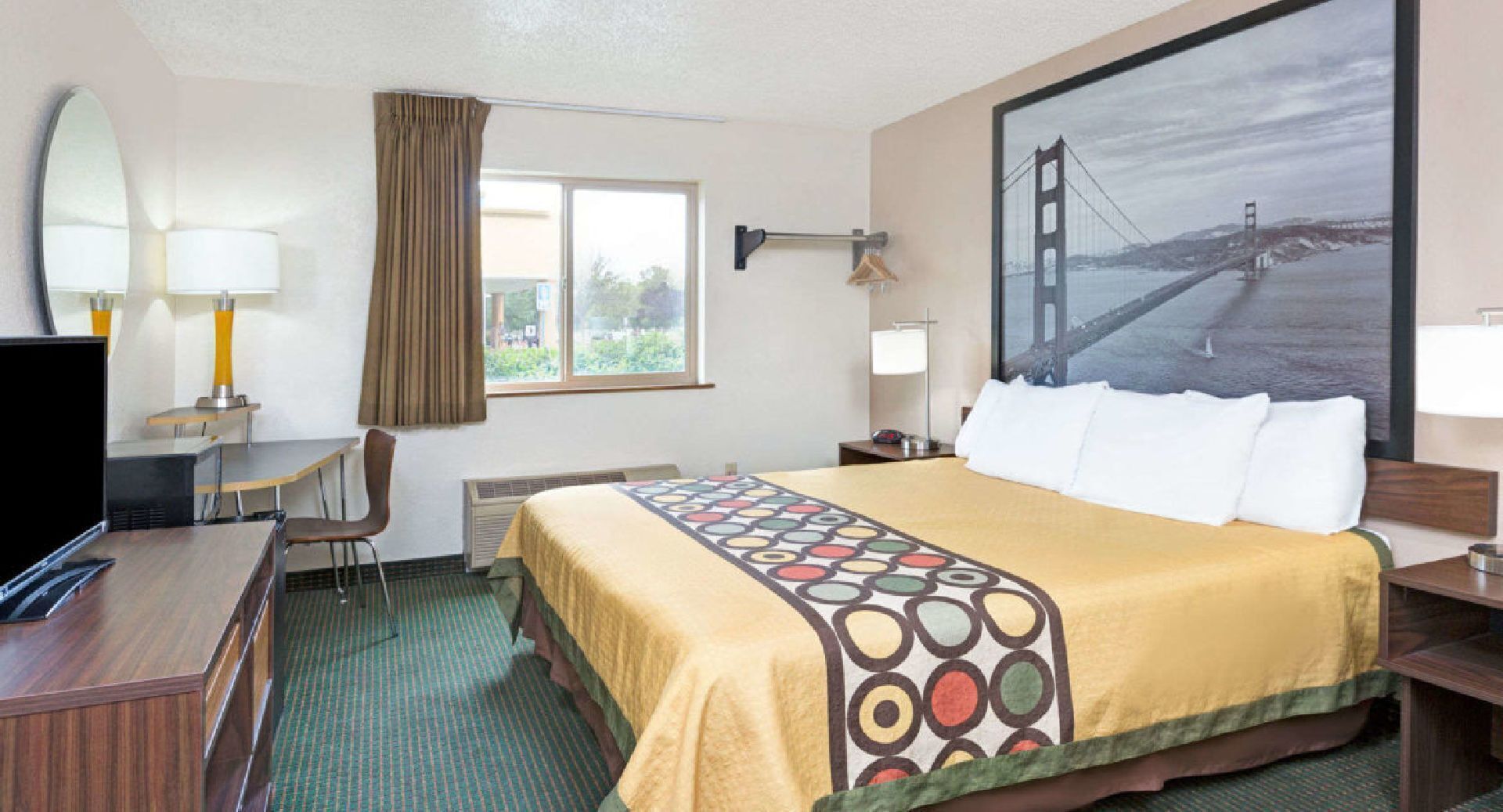 Desk, laptop workspace, free WiFi, bed sheets