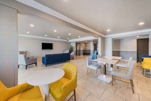 Petit déjeuner continental compris tous les jours