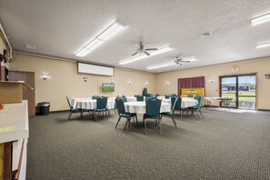 Meeting facility - De Smet Super Deluxe Inn and Suites (De Smet)