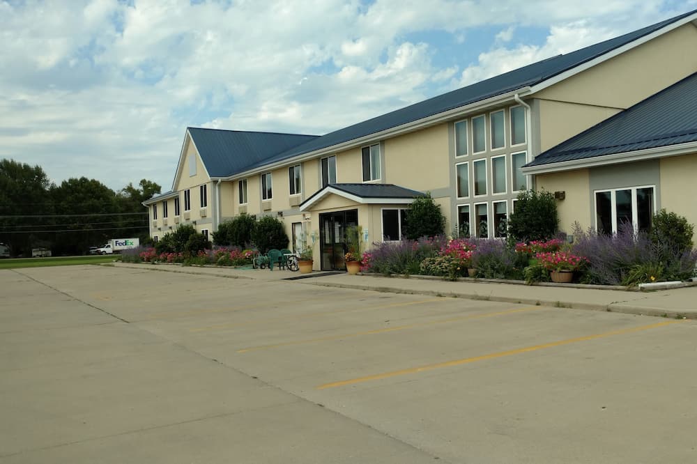 De Smet Super Deluxe Inn and Suites