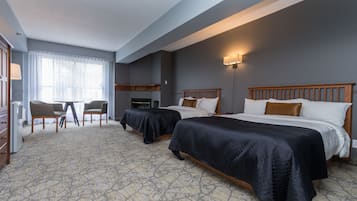 Room (With Fireplace Pet Allowed)