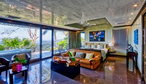 Honeymoon Suite | Sengetøy av topp kvalitet, dundyner, minibar og safe på rommet