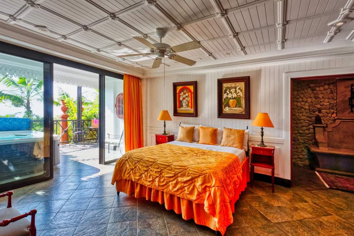 Junior Suite | Premium bedding, down comforters, minibar, in-room safe