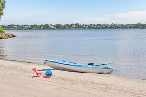 Private beach, sun loungers, beach umbrellas, beach towels