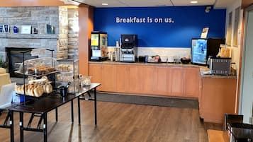 Free daily continental breakfast